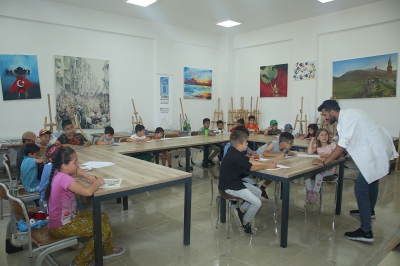 Tuşba Belediyesinin ‘Yaz Kursları’ başladı