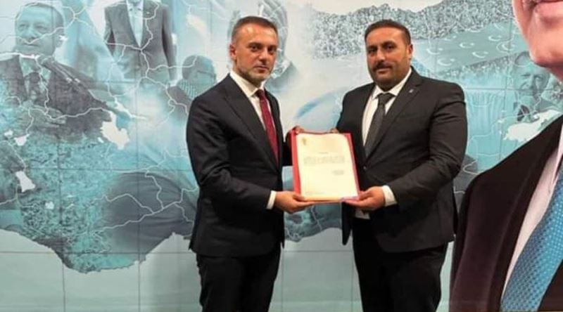 AK Parti Edremit İlçe Başkanı Kenan Öndil oldu