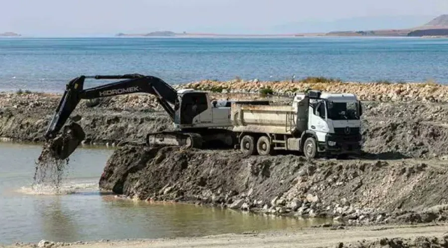 Vangölü Aktivistleri