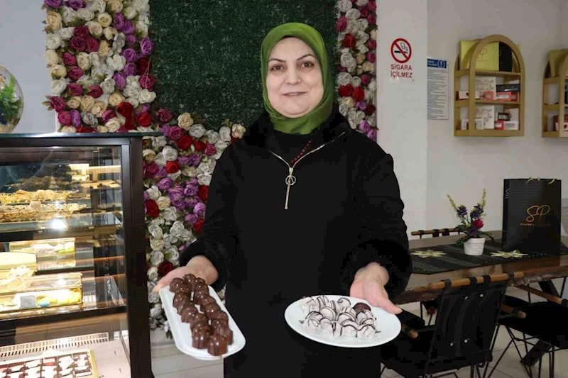 Van’da otlu peynirli ve kavutlu çikolata üretildi