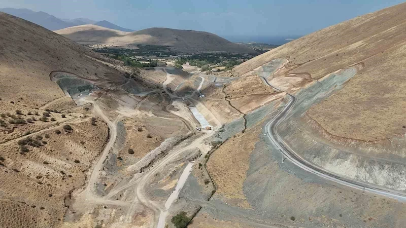 AK Parti Van İl Başkanı Arvas, 