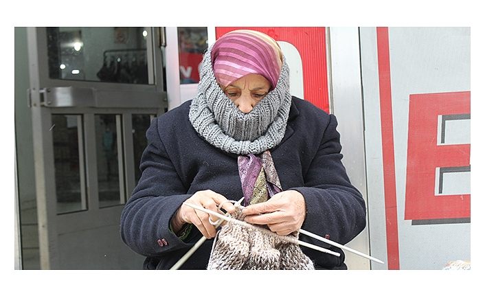 19 dairesi, 9 otomobili vardı şimdi bir odaya muhtaç