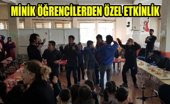 Minik öğrencilerden özel etkinlik