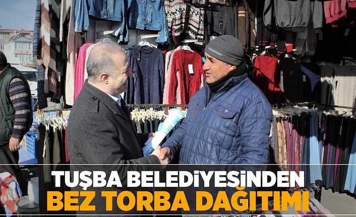 Tuşba Belediyesinden bez torba dağıtımı