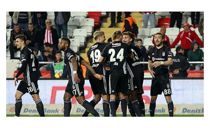Beşiktaş Antalya'da farklı kazandı | Antalyaspor - Beşiktaş kaç kaç?