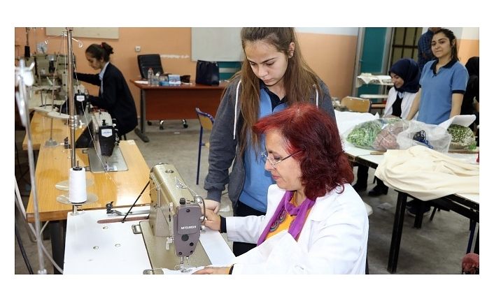 Bu okul Türkiye'de ilk 4'te