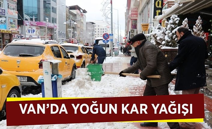 Van’da yoğun kar yağışı