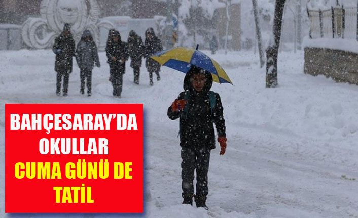 Bahçesaray’da kardan dolayı okullar cuma günü de tatil