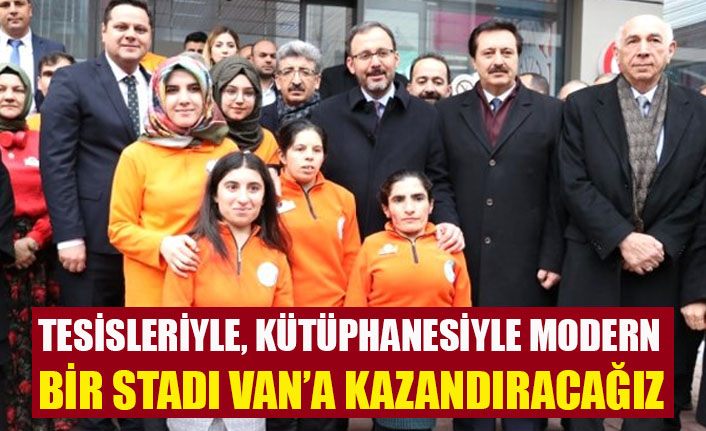 Bakan Kasapoğlu: “Tesisleriyle, kütüphanesiyle modern bir stadı kente kazandıracağız”