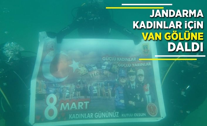 Jandarma kadınlar için Van Gölüne daldı