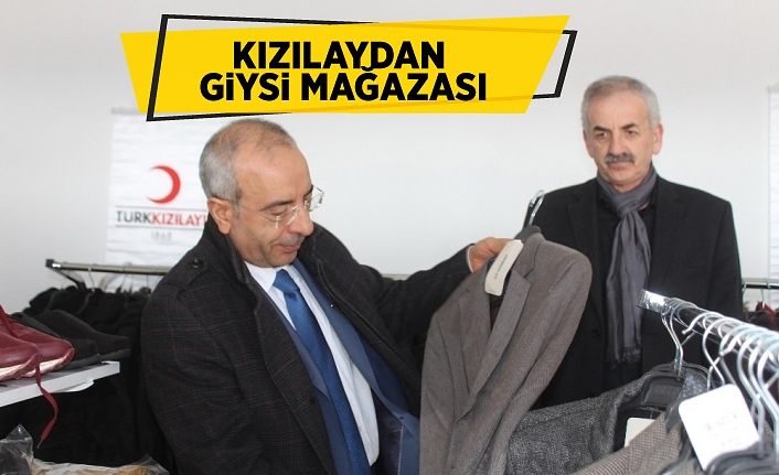 Kızılaydan giysi mağazası