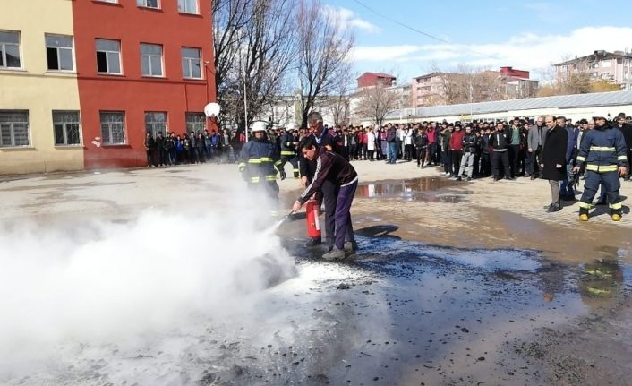 Muradiye’de yangın tatbikatı