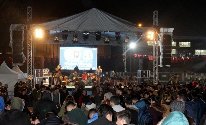 Van’da Sinan Suruç ve Özgür Alter rüzgarı