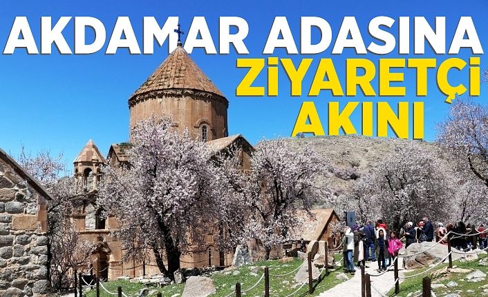 Akdamar Adası’na ziyaretçi akını