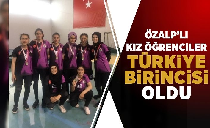Özalplı kız öğrenciler Türkiye birincisi oldu