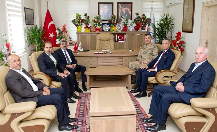 Van Valisi Bilmezden  Başkan Sezer’e ziyaret