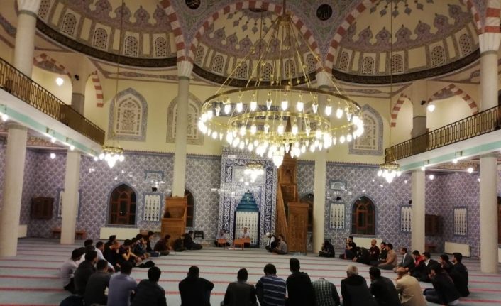 Van’da üniversite gençleriyle sahur buluşması