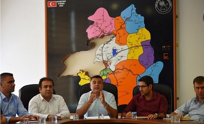 Van’da ‘Kamu Hastaneleri Aylık Değerlendirme Toplantısı’ yapıldı