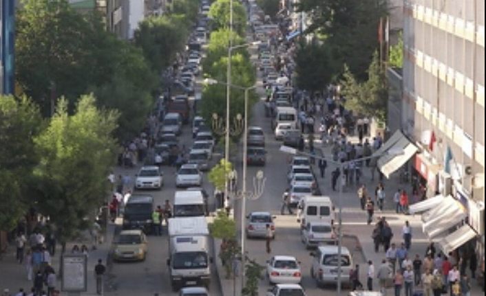Şemsettin Bozkurt'tan yerel yönetimlere ulaşım, kaldırım ve otopark çağrısı