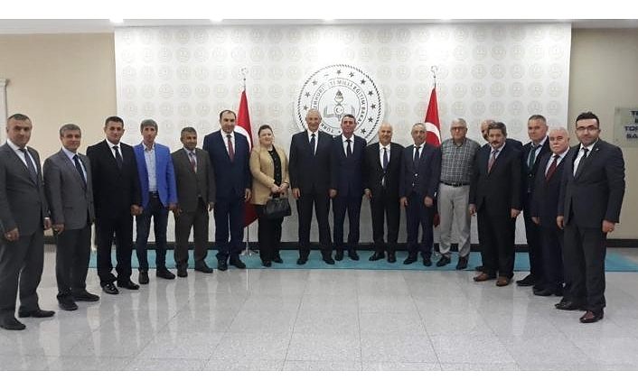 Berge: “Okul gıdası logosu uygulaması bir yıl ertelendi”