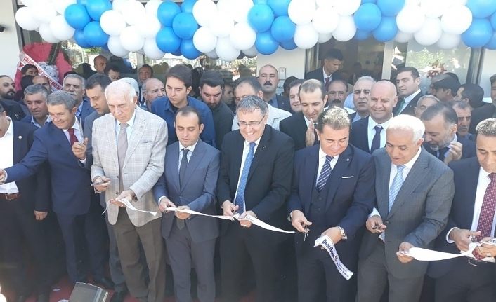 Çaldıran’da banka şubesi açılışı