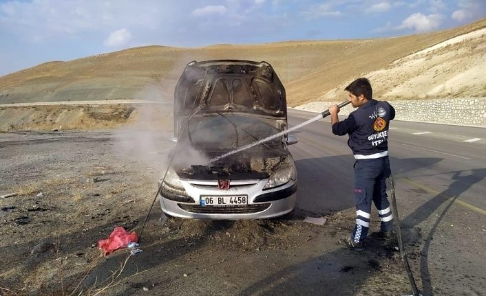 Van Büyükşehir Belediyesi itfaiyesinden yoğun mesai