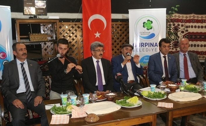 Van’da asırlık ‘dengbejlik’ kültürü yeniden yaşatılıyor