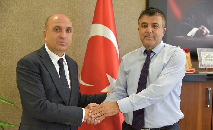 Van’daki sağlık çalışanlarına 3 yıl için 4 bin TL maaş promosyonu