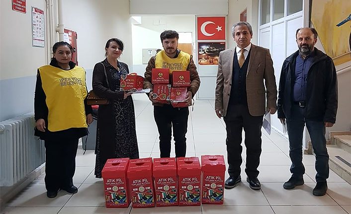 Van İpekyolu Belediyesi’nden Okullarda Atık Pil Toplama Projesi