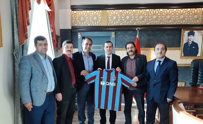 Van TS derneği yönetiminden Gevaş Kaymakamı Genç’e ziyaret