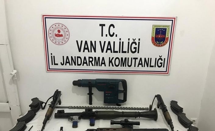 Van’da 18 kilogram TNT ve mühimmat ele geçirildi