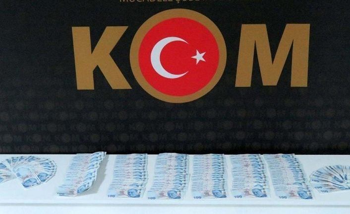 82 bin TL değerindeki aracı sahte parayla satın alan 2 kişi tutuklandı