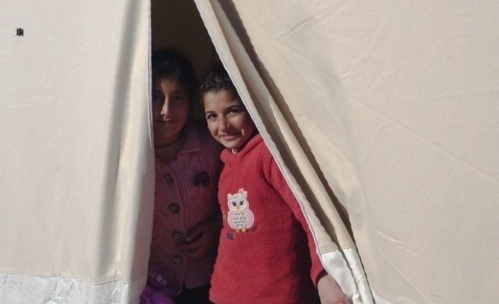 Depremin yaraları sarılıyor