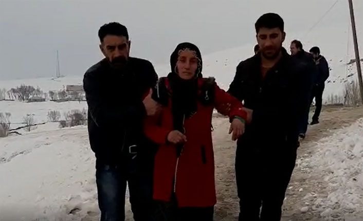 Eşini ve 4 çocuğunu depremde kaybeden annenin feryadı yürek dağladı