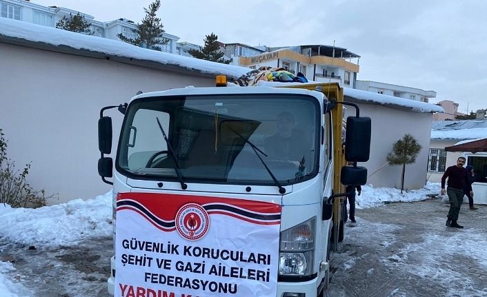 Van Güvenlik Korucuları Şehit ve Gazi Aileleri Federasyonundan Elazığ’a yardım