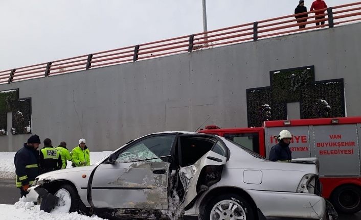 Van’da trafik kazası: 4 yaralı