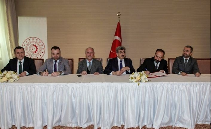 Van’da "TRB2 Uluslararası Eğitim Bilimleri Kongresi Düzenleme İşbirliği Protokolü" imzalandı