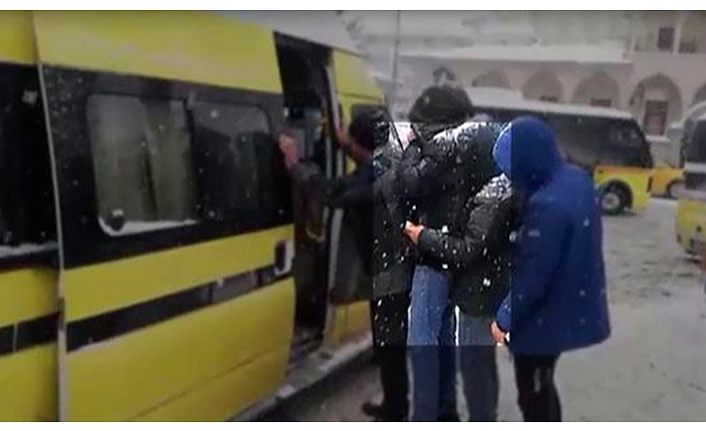 Yankesicileri yolcu konumundaki polisler yakaladı