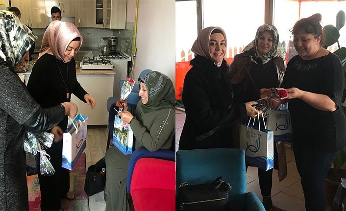 Van Muradiye Belediyesi Sıfır Atık Projesi’ne destek için bez çanta dağıttı