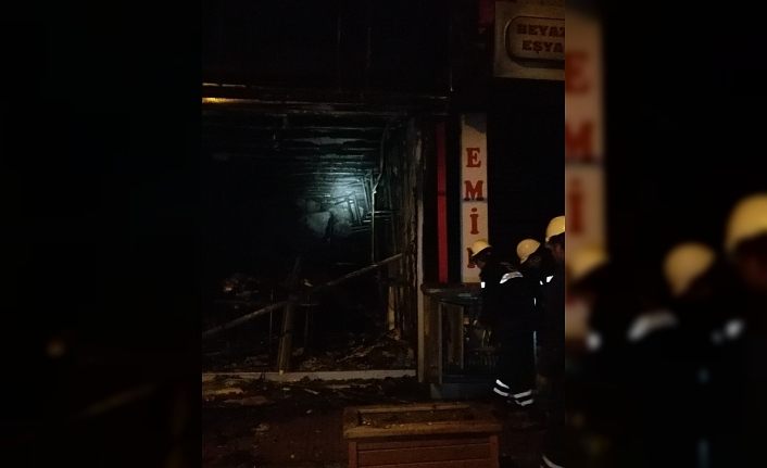 Van’da iş yeri yangını