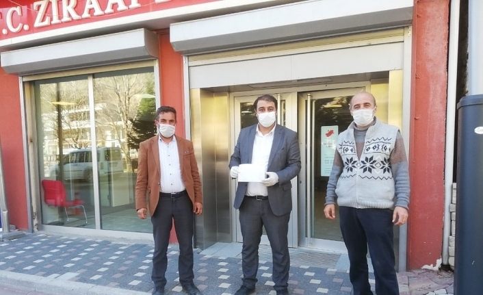 Bahçesaraylı muhtardan “Biz Bize Yeteriz Türkiyem” kampanyasına destek