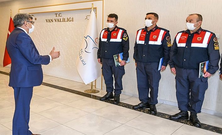 Van Valisi Bilmez Başarılı Trafikçileri Belgeyle Ödüllendirdi 