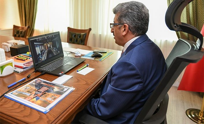 Van Valisi Bilmez, Ulaşım sorunlarını Ulaştırma ve Altyapı Bakanı Karaismailoğlu’na anlattı