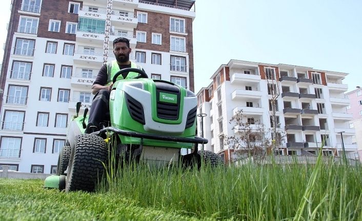 Van’daki parklarda bakım ve onarım çalışması
