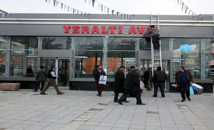 Van Aydın Talay Yeraltı Çarşısı esnafı dertli