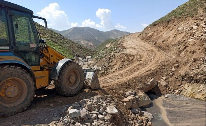 Van Büyükşehir Belediyesinin tarım seferberliği devam ediyor