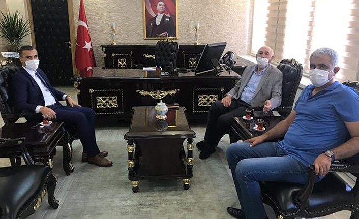 Ak Parti Van Milletvekili Kartal'dan Tuşba Kaymakamı Duman’a hayırlı olsun ziyareti