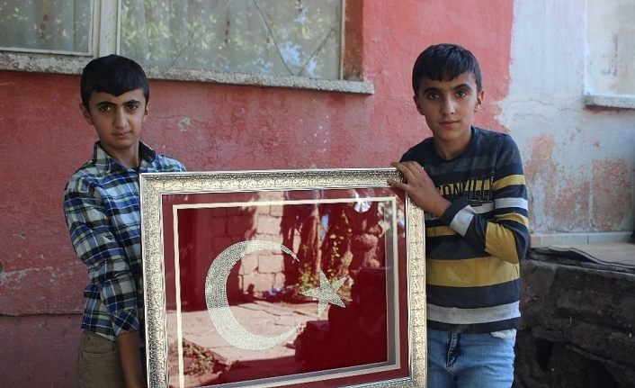 Gönülleri fetheden çocukların zorlu yaşamı