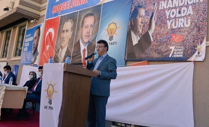 Vanlı İşadamı Murat Çevik’ten Muhammet Taş’a burs desteği
