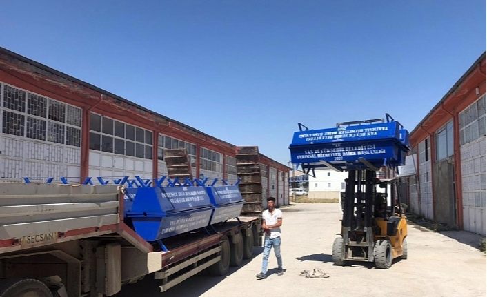 Van Büyükşehir Belediyesinin sıvat dağıtımı devam ediyor